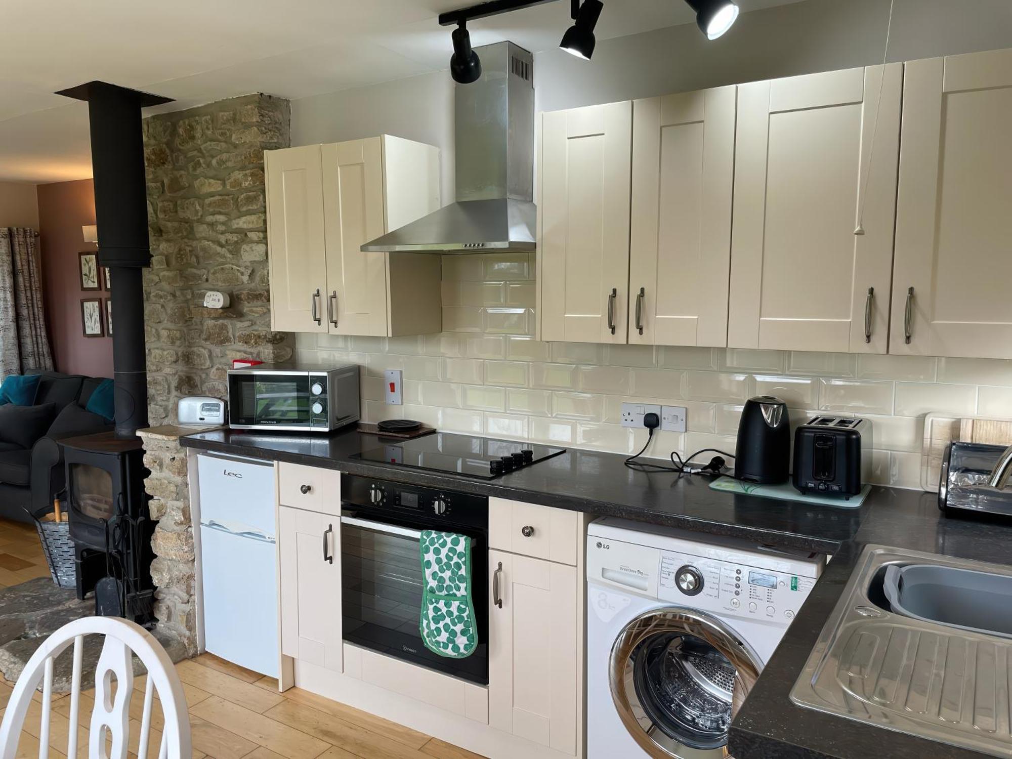 Whispering Pines Cottage Swyre 外观 照片